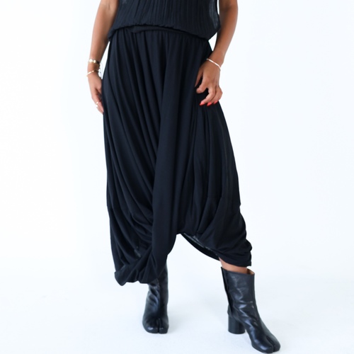 Dee Kyou - Twist Black Skirt