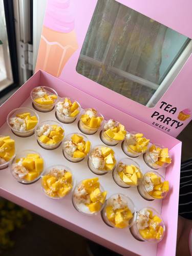 18pcs Mango Sticky Rice trifles cup