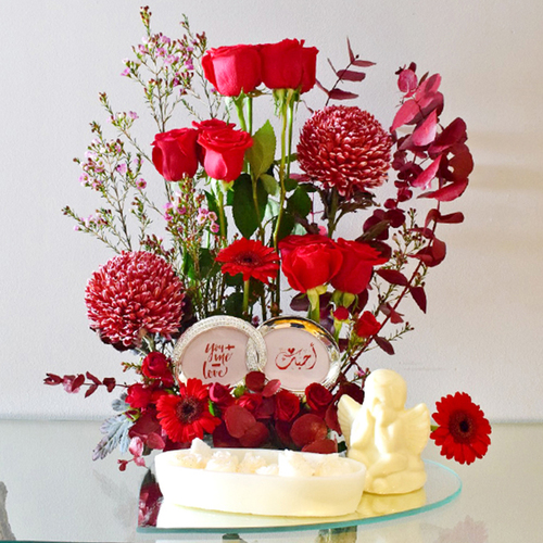 you + me 1 - mirror
  tray with Angel chocolate, costumized Picture Frame, scented Candle and fresh
  roses, gerbera deco peonia, baby roses and wax flowers.