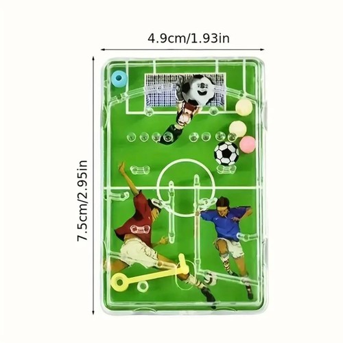 لعبة متاهة كرة القدم