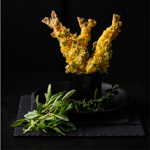 تمبورا الربيان مع الزعتر - تمبورا الربيان مع الزعتر -  ربيان مقلي مع الزعتر الاخضر تقدم مع صلصة الترتار