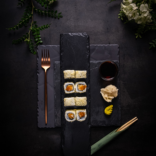 إيبي تمبورا أورا - ربيان تمبورا أورا روبيان مقلي مغطى بالسمسم يقدم مع صلصة التارتار