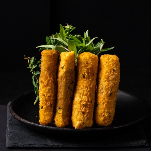 جبنة حلوم مع الزعتر - جبنة حلوم مع الزعتر -  حلوم مقلي مع الزعتر الاخضر تقدم مع صلصة الترتار