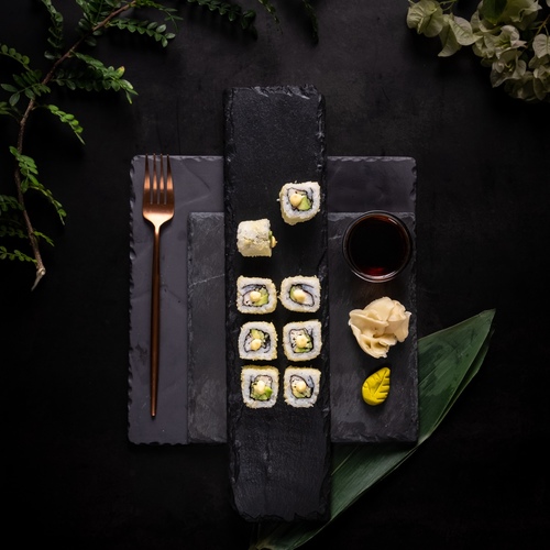 كاليفورنيا رول قبقب - كاليفورنيا رول  قبقب ، خيار ، أفوكادو, قبقب محمص