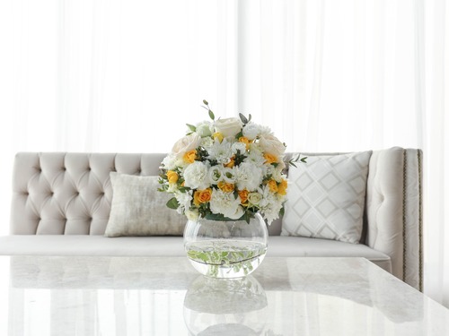 Banni - The bouquet contains mix of flowers in a vase
Height: 35 cm, Width: 25 cm