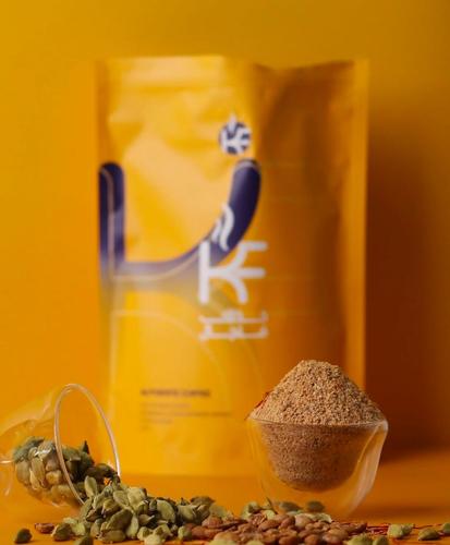 Have a cup of coffee, 1 kg - Coffee let you down 
 the components  
 Coffee, cardamom, saffron, special mixture. Weight: 1 kilo