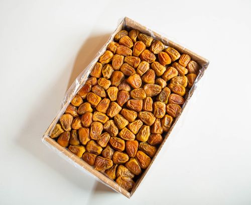 Large sized sugared dates - Sukkari Maftal Al Qassim Super Royal Dates 3 kg