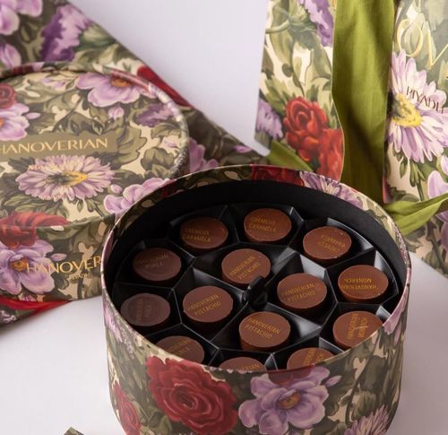 Chocolate Brand - A luxurious box contains 42 pieces of mix chocolate : berries - caramel - pistachio - hazelnut