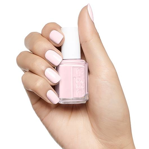 Nailed KW - Essie romper room