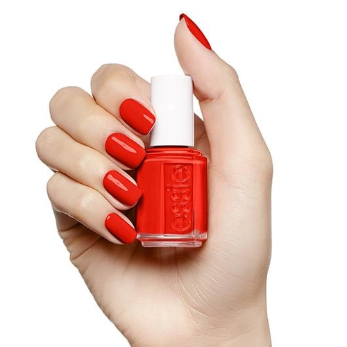 Nailed KW - Essie russian roulette