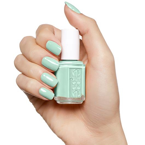 Nailed KW - Essie mint candy apple