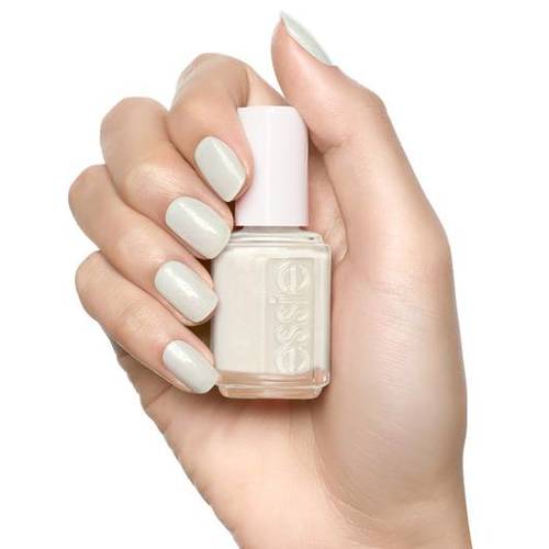 Nailed KW - essie all daisy long