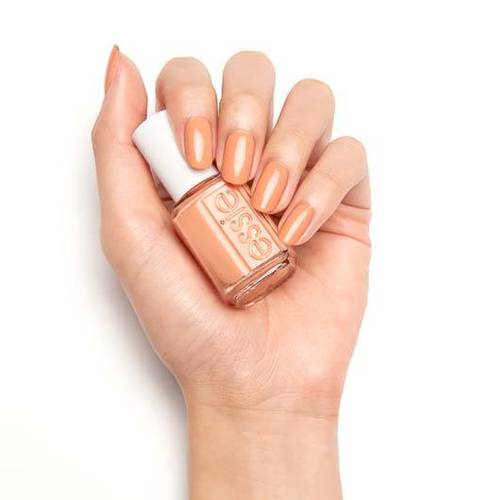 Nailed KW - Essie set in sandstone 