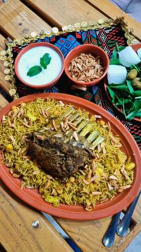 Qidreh Meat - qihreh meat with yogurt cucumber