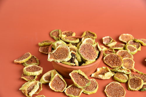 Sliced ​​dried figs