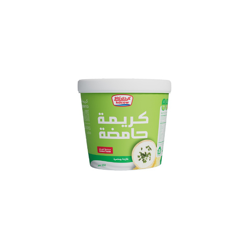 Sour Cream 250 gm - Fresh Fermented Cream From 100% Fresh Cow's Milk  Pasteurized & Homogenized  Contain Milk Ingredients: Fresh Cream From 100% Fresh Cow's Milk, Min.Fat 18%, Min. 8.2% MSNF, Milk Solids, Sugar, Culture, Approved Emulsifiers & Stabilizers: Carob Bean Gum (E 410), Vegetable Mono & Diglycerides of Fatty Acids (E 471), Sodium Citrate (E 331), Bovine Gelatine (E 441)  Keep Refrigerated (0 to 5 °C) 
 Expiry life: 9 Days of production date