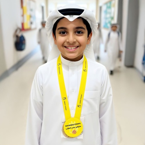 medal cookies (customize stickers) - medal cookies for giveaways&nbsp; 
 you can choose kinds of cookies 
 you can share the picture you want to add on the medal on whatsp