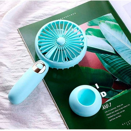 Sweet Blossoming Music Fan-Blue - Colour Name:Blue Product Name: Sweet blossoming music fan Material: ABS Product size: 201*100*60mm Product color box size: 115*65*220mm Product packaging: color box Outer box size: 600*350*463mm Style / color: white / pink / blue Input voltage / Operating Voltage: 5V Input Current / Input Current: 800mA Power / Power Usage: 4W Product size / Product size: 201*100*60mm Speaker Type / Speaker type: Bluetooth Speaker / Bluetooth Signal-to-noise ratio / 80-dB Frequency response range / Frequency response: 200Hz-16KHz Theoretical Power / Power: 8Ω 2W Signal range / Signalrange : ≤10m Use time: 3-6 hours Charging time: 2-3 hours Battery capacity: 1200mAh Product Features Handheld Fan / Desktop Fan / Wireless Bluetooth Speaker Our btoop USB desktop fans are made of high quality materials that are tiny yet strong and powerful. Ultra-quiet operation, adjustabe, stable due to its upgraded motor, 360-degree swivel bracket, three anti-resonance pads and a smooth metal frame. This mini USB fan is USB-charging, so that you can charge it through your tablet, a power bank or a USB port of a FM transmitter while driving. You can also insert the USB port into a power adapter for charge.