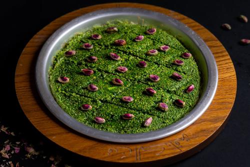 Turkish Kunafa Balouriah - Turkish kunafa balouriah covered with soft pistachio