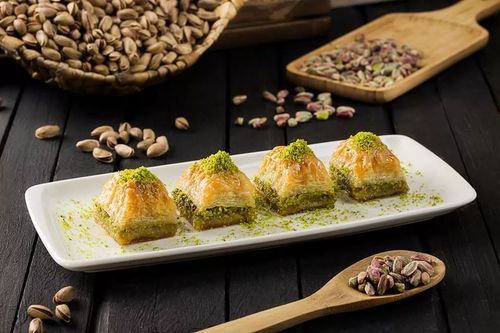 Fan Al Kunafa - Classic Baklava