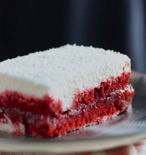Blueberry cake, a gift from Riyadh