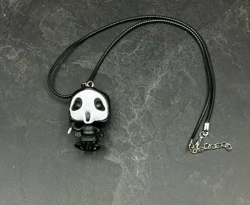 Scream pendant