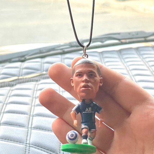 Mbappe pendant