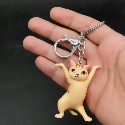 Cat keychain- brown