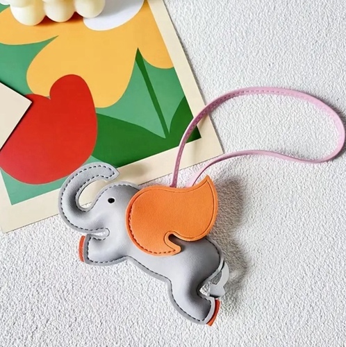 elephant pendant