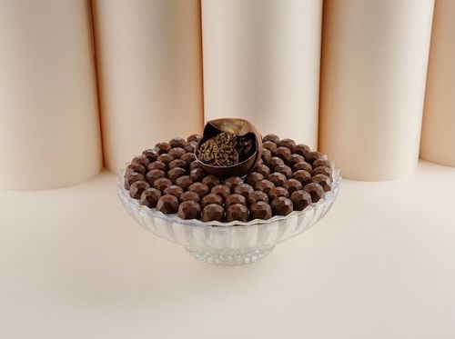 Chocolate caramel tray - 650 grams  Salted caramel filling