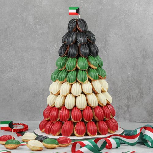 Madeleine Kuwait pyramid - French Madeleine pyramid dipped in Belgian chocolate mix 100 pieces