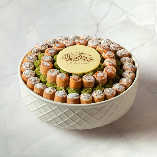 Eid Almond & Pistachio Ghoraiba Tray - Weight: 700g Kuwaiti Ghraybeh with Almond & Pistachio Flavors