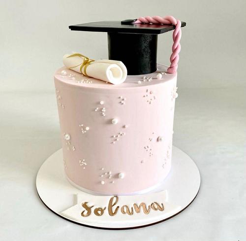 Graduation Cake 2
