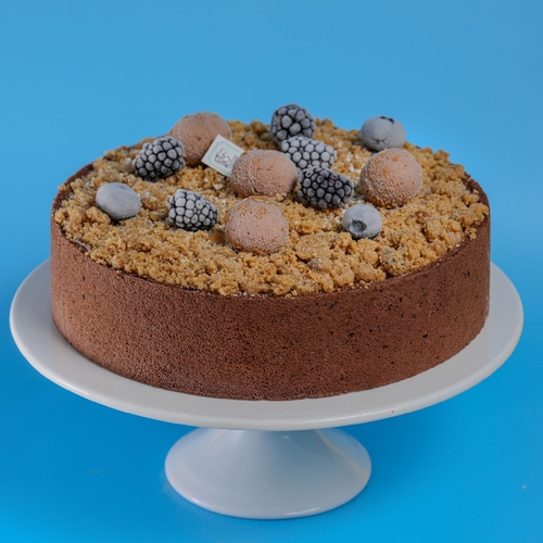 Crumble ice cream cake - Chocolate cake with crumble ice cream