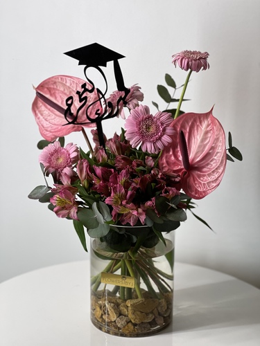 J 6 Vase
