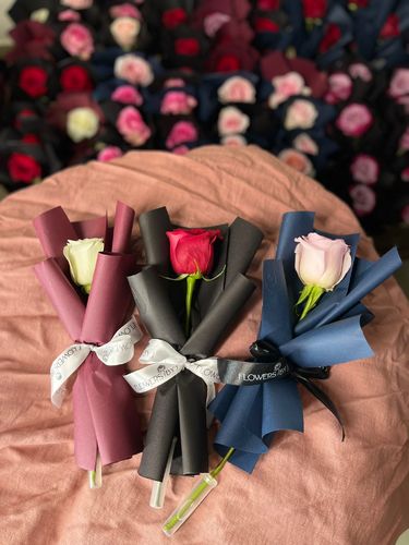 J Mini Bouquet (Give Aways)