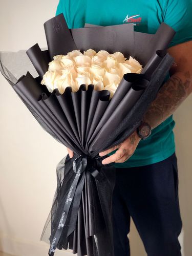 J 93 bouquet