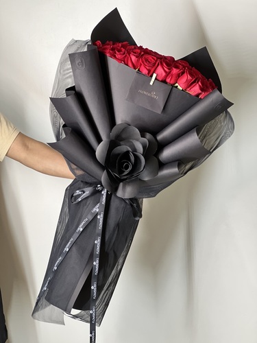 J 102 bouquet