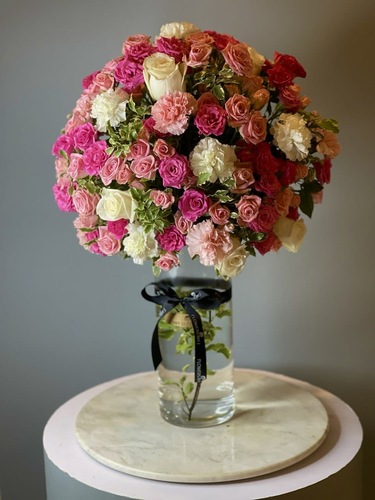 J 69 vase