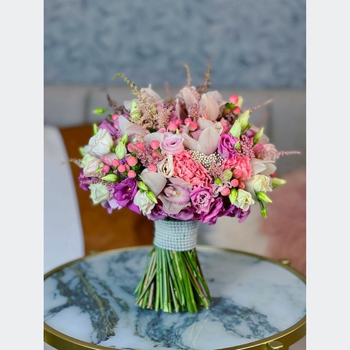 J 3 bride bouquet