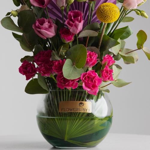 J 13 Vase