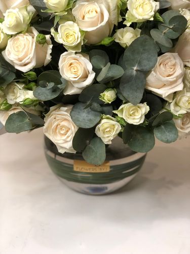J 65 vase