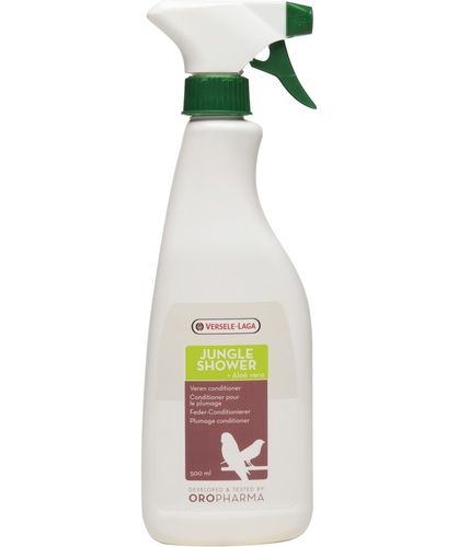 Jungle shower  From Versele laga, 500 ml - Oropharma Jungle Shower is a spray with aloe vera for glossy plumage and a healthy skin. This care product cleans the feathers, restores the balance of moisture of the skin and feathers, limits the loss of feather dust and helps to keep the skin healthy.
Ideal as a shower for pet birdsA beneficent treatment for the bird's skin and plumageCleans and refreshes the feathers softlylimits the loss of feather dust