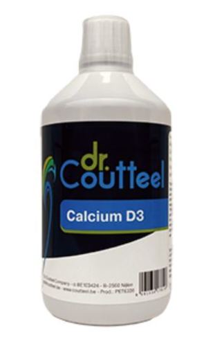 CALCIUM D3 - Calcium D3 provides a highly absorbable source of calcium and the necessary vitamin D3 to ensure absorption.
Calcium is not only crucial for bone development and the formation of eggshells. It also plays an essential role in transmitting nerve impulses and blood clotting.
Calcium deficiency is common in birds because seeds and grains are inferior in this mineral. Growth problems and possibly bone deformities can result in young birds. In adult birds, deficiency is more likely to appear in egg-laying problems, eggshell abnormalities and brittle bones. Convulsions may also occur if fed a one-sided diet.
INDICATIONS • Ensures strong bone development. • Provides good shell formation and smooth egg-laying on a regular basis. • Prevents egg-binding. • Promotes proper muscle functioning, essential for competition. • Supports the nervous system.
DOSAGE AND ADMINISTRATION • Mix 10 ml into one litre of drinking water. • In preparation and during breeding: twice a week. • During moulting: once a week.