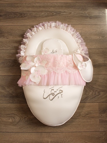 BaraSol - Orchid Toor Baby Bag - Orchid Toor Baby Bag + bib + hat The set is without any writing.    For personalization, please add the desired writing in the (leave your message) below.