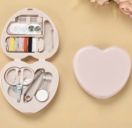 Domo Kuwait - Portable Love-Shaped Sewing kit Compact Mini Travel - Portable Love-Shaped Sewing Kit With Thread, Scissors, Needles & Pins - Compact Mini Travel And Home Sewing Box In Pink