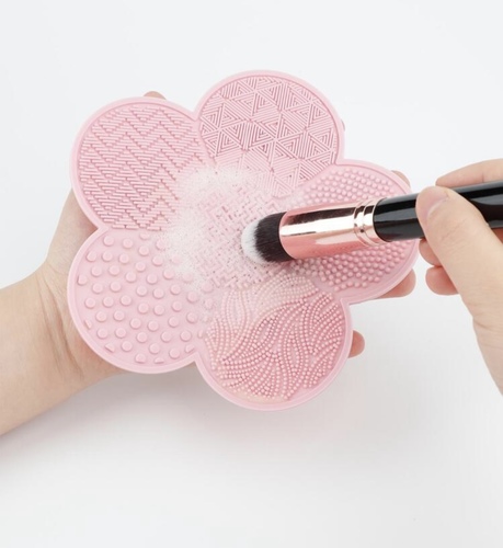 Portable Makeup Brush Cleaning Mat