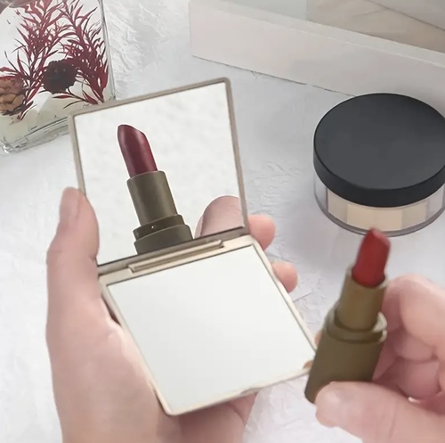 Elegant Rose-Shaped Compact Cosmetic Mirror