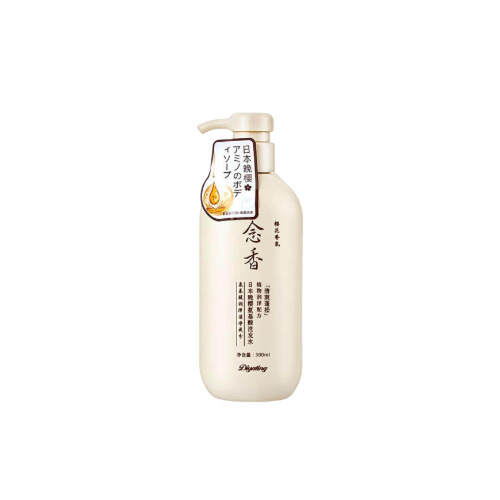 Sakura Japanese Hair Growth Shampoo - Stimulate hair growth: It helps stimulate blood circulation in the scalp which promotes hair growth. Strengthening hair: Strengthens hair follicles and increases hair density, making it healthier and stronger. Deep moisturizing: Provides intense hydration to dry and brittle hair, leaving it soft and moisturized. Improves scalp health: Promotes a healthy scalp and reduces issues such as dandruff or itching. Combat hair loss: Reduces hair loss thanks to its nourishing ingredients that improve overall hair health. Fresh scent: Leaves hair with a long-lasting, fresh and natural floral scent.How to use: Apply the shampoo to wet hair, gently massage the scalp and rinse thoroughly with lukewarm water