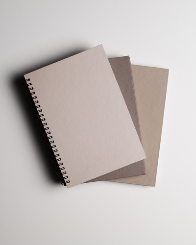 Notebook - A spiral notebook an excellent gift for you or your loved ones to keep all your ideas written down. Available in 3 elegant colors 100 pages Size 21cm X 15 cm